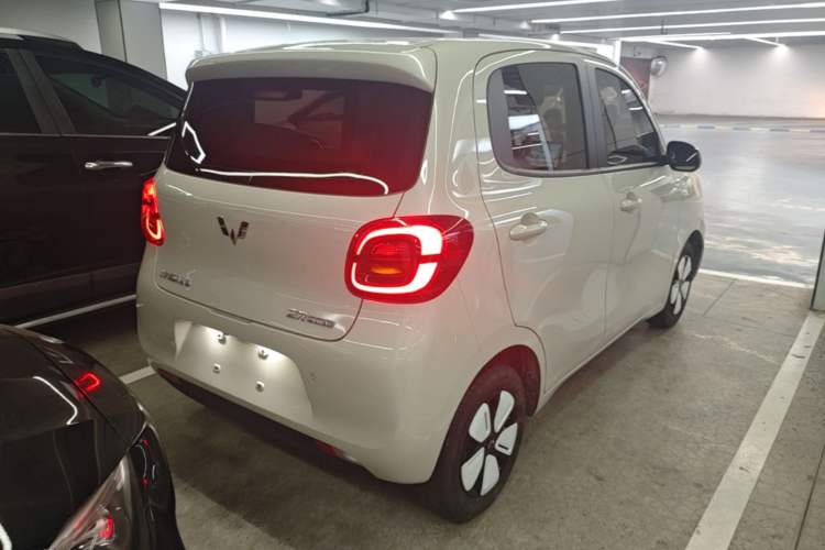 Used Wuling Hongguang MINIEV 2025 Four-Door Version Advanced Edition Rear Right 45 Deg