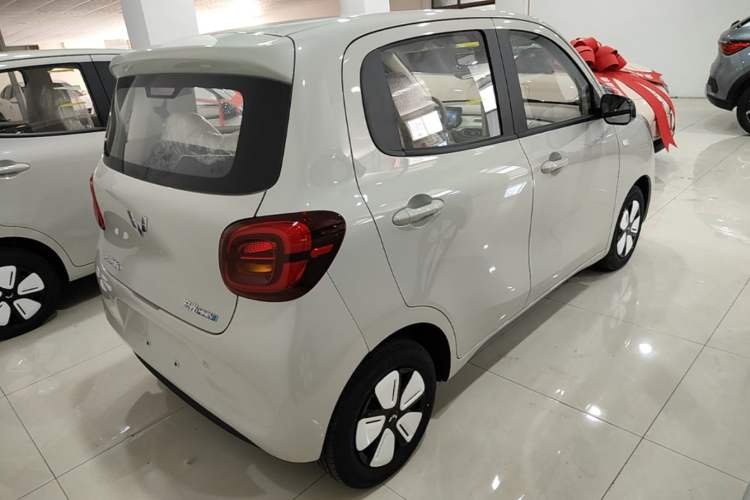 Used Wuling Hongguang MINIEV 2025 Four-Door Version Advanced Edition Rear Right 45 Deg