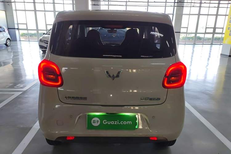 Used Wuling Hongguang MINIEV 2025 Four-Door Version Premium Edition Rear