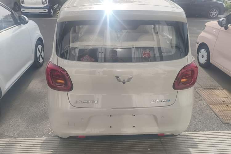 Used Wuling Hongguang MINIEV 2025 Four-Door Version Advanced Edition Rear