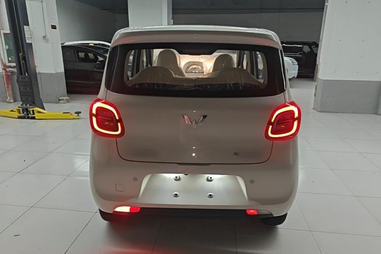 Used Wuling Hongguang MINIEV 2025 Four-Door Version Advanced Edition Rear