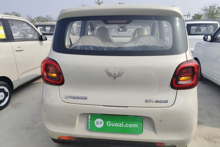 Used Wuling Hongguang MINIEV 2025 Four-Door Version Advanced Edition Rear