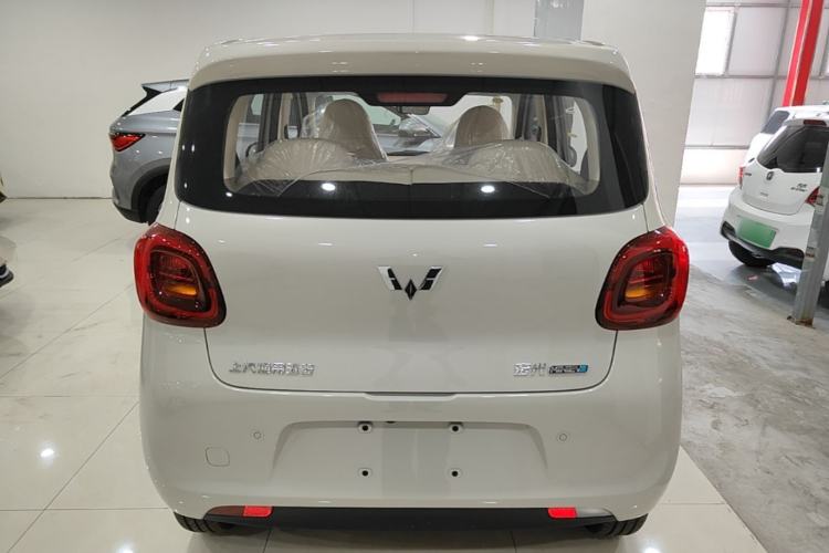 Used Wuling Hongguang MINIEV 2025 Four-Door Version Advanced Edition Rear