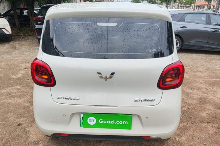 Used Wuling Hongguang MINIEV 2025 Four-Door Version Advanced Edition Rear