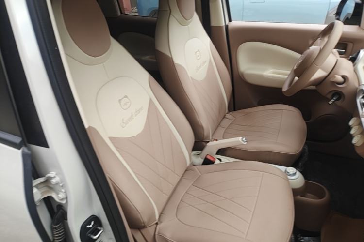 Used Wuling Hongguang MINIEV 2025 Four-Door Version Advanced Edition Right Front Seat