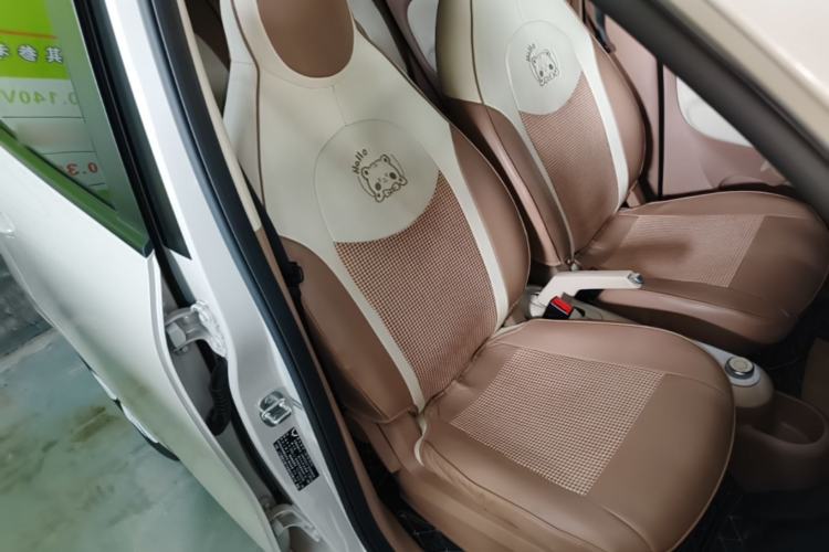 Used Wuling Hongguang MINIEV 2025 Four-Door Version Advanced Edition Right Front Seat