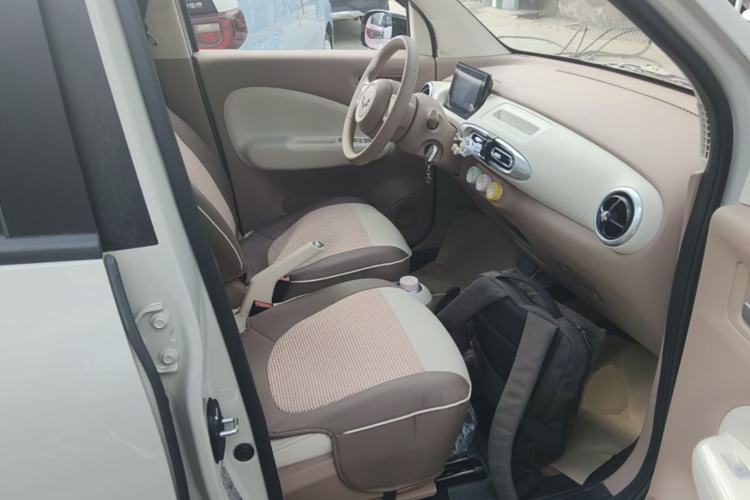 Used Wuling Hongguang MINIEV 2025 Four-Door Version Advanced Edition Right Front Seat