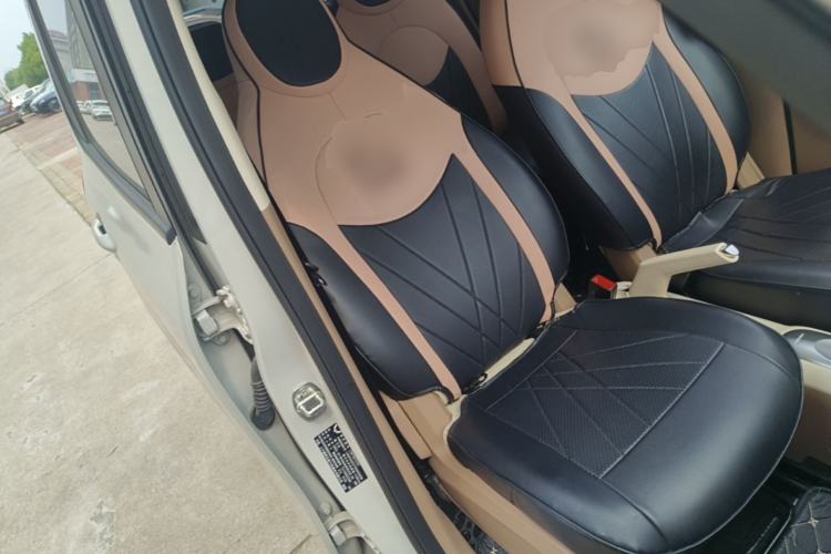 Used Wuling Hongguang MINIEV 2025 Four-Door Version Advanced Edition Right Front Seat
