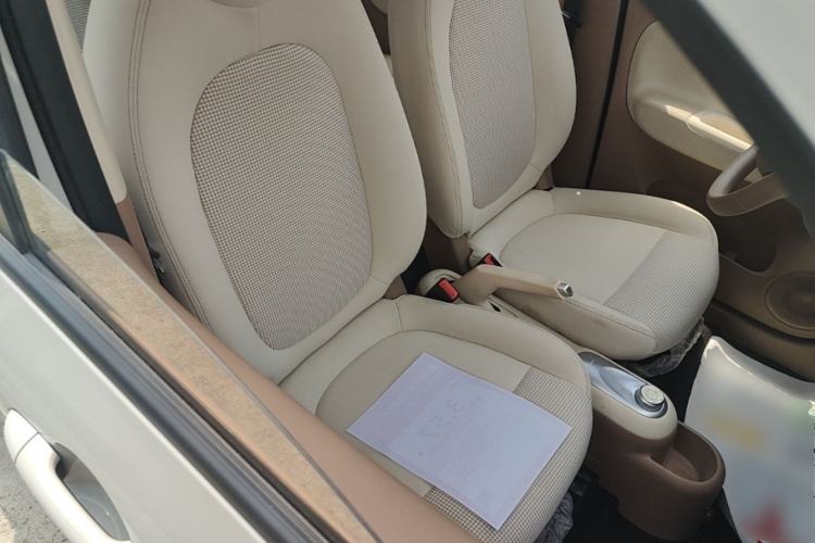 Used Wuling Hongguang MINIEV 2025 Four-Door Version Advanced Edition Right Front Seat