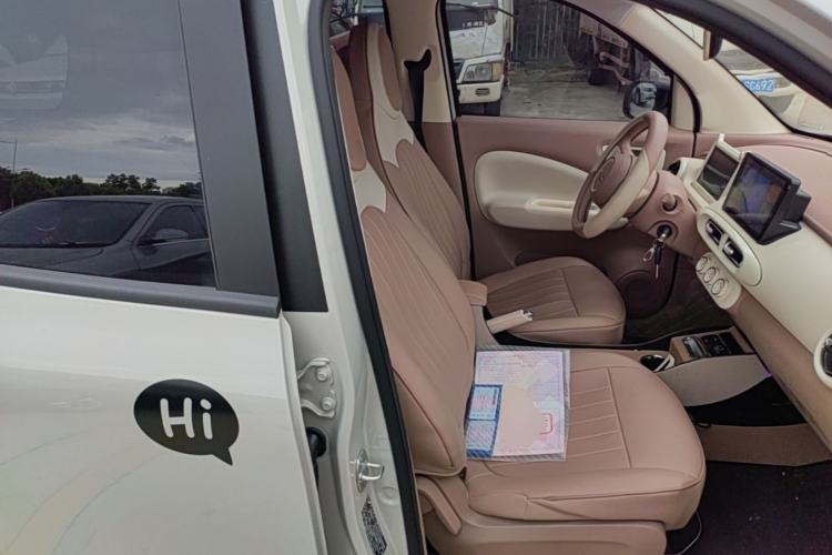 Used Wuling Hongguang MINIEV 2025 Four-Door Version Advanced Edition Right Front Seat