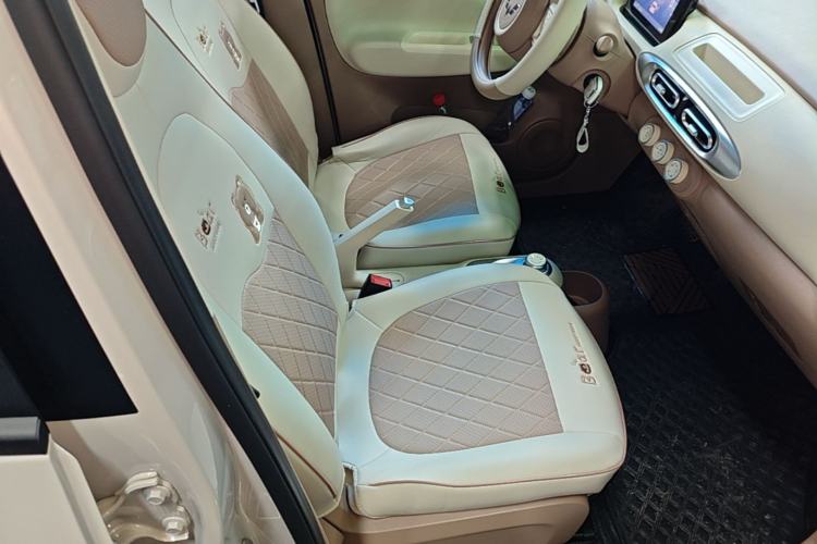 Used Wuling Hongguang MINIEV 2025 Four-Door Version 301km Zhenxiang+ Model Right Front Seat