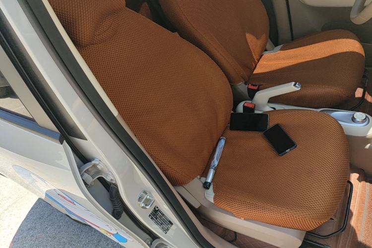 Used Wuling Hongguang MINIEV 2025 Four-Door Version Advanced Edition Right Front Seat