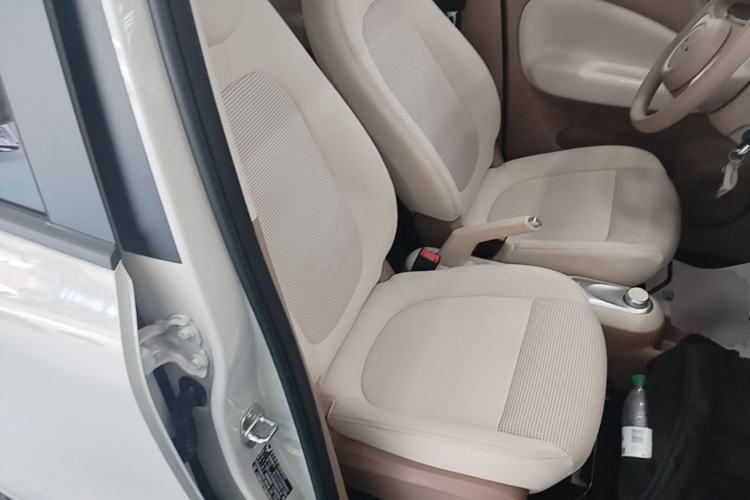 Used Wuling Hongguang MINIEV 2025 Four-Door Version Advanced Edition Right Front Seat