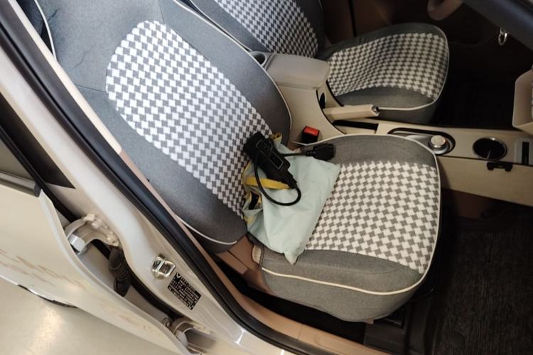 Used Wuling Hongguang MINIEV 2025 Four-Door Version Advanced Edition Right Front Seat