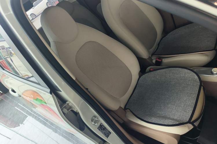 Used Wuling Hongguang MINIEV 2025 Four-Door Version Zhenxiang+ Edition Right Front Seat