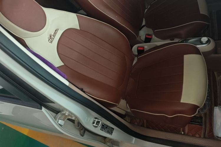 Used Wuling Hongguang MINIEV 2025 Four-Door Version Premium Edition Right Front Seat