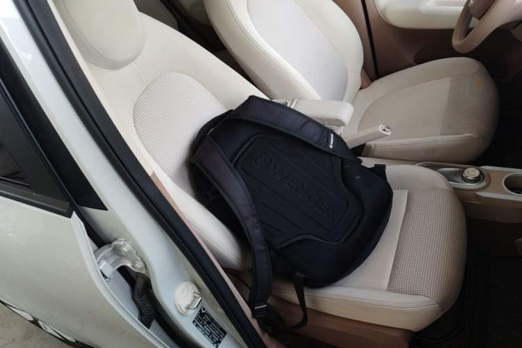 Used Wuling Hongguang MINIEV 2025 Four-Door Version Advanced Edition Right Front Seat