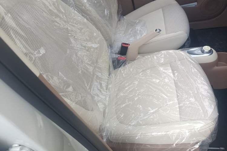 Used Wuling Hongguang MINIEV 2025 Four-Door Version Advanced Edition Right Front Seat