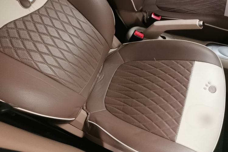Used Wuling Hongguang MINIEV 2025 Four-Door Version Advanced Edition Right Front Seat