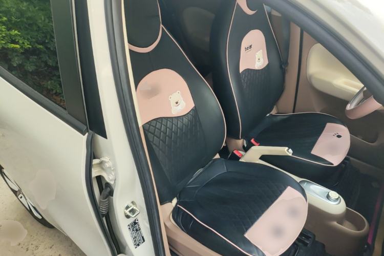Used Wuling Hongguang MINIEV 2025 Four-Door Version Advanced Edition Right Front Seat