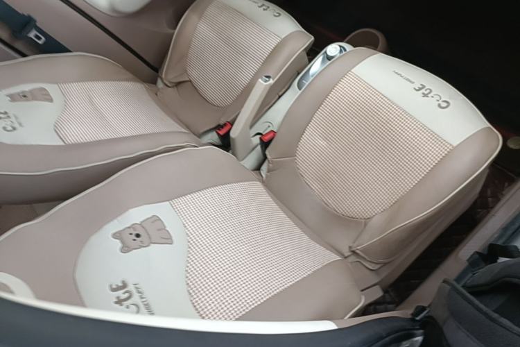 Used Wuling Hongguang MINIEV 2025 Four-Door Version Advanced Edition Right Front Seat
