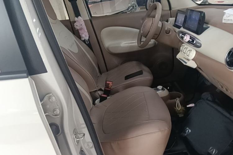 Used Wuling Hongguang MINIEV 2025 Four-Door Version Zhenxiang+ Edition Right Front Seat