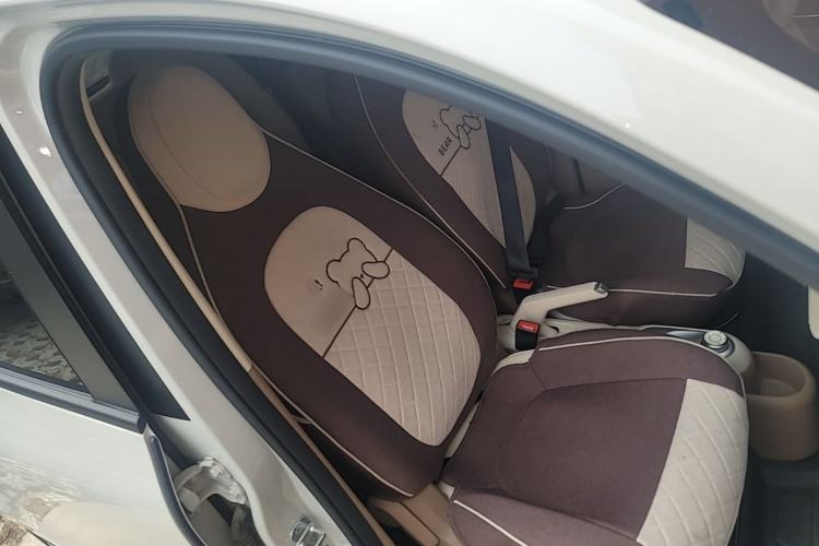 Used Wuling Hongguang MINIEV 2025 Four-Door Version Advanced Edition Right Front Seat
