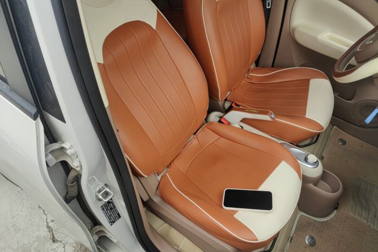 Used Wuling Hongguang MINIEV 2025 Four-Door Version Advanced Edition Right Front Seat