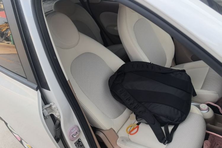 Used Wuling Hongguang MINIEV 2025 Four-Door Version Premium Edition Right Front Seat