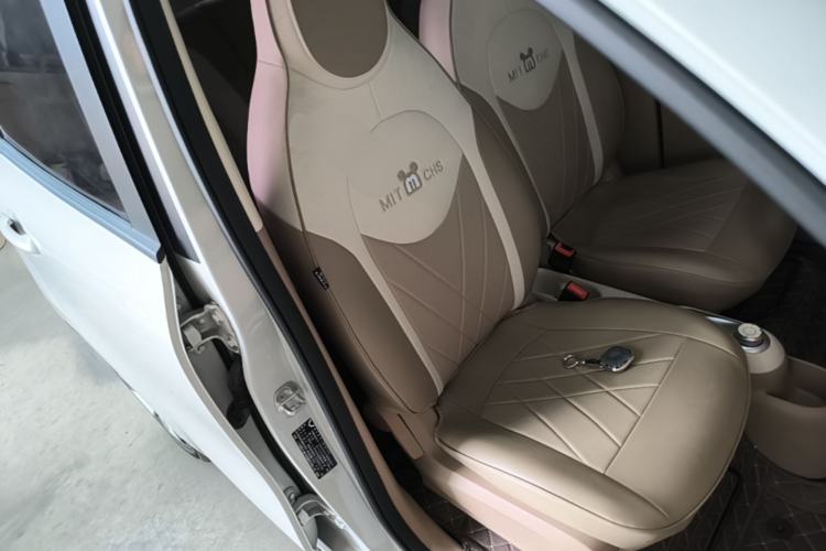 Used Wuling Hongguang MINIEV 2025 Four-Door Version Premium Edition Right Front Seat