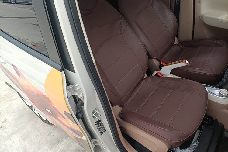 Used Wuling Hongguang MINIEV 2025 Four-Door Version Advanced Edition Right Front Seat