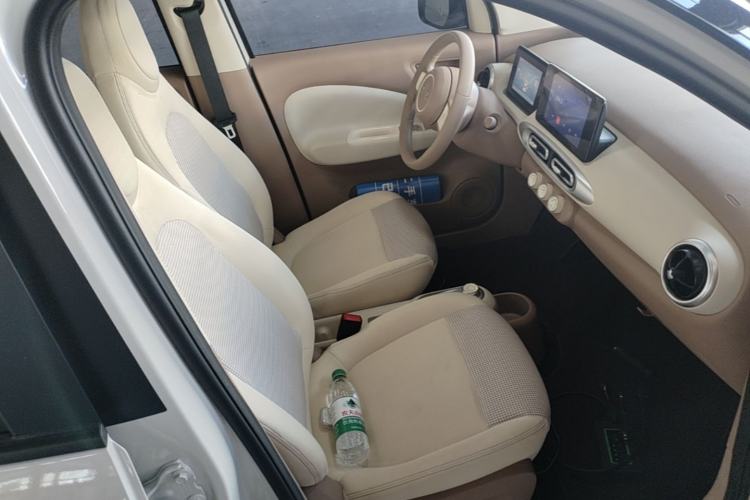Used Wuling Hongguang MINIEV 2025 Four-Door Version Zhenxiang+ Edition Right Front Seat