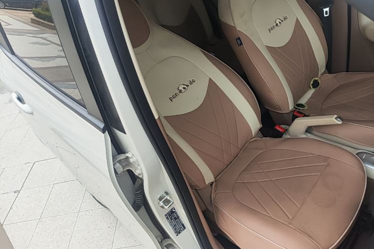 Used Wuling Hongguang MINIEV 2025 Four-Door Version Advanced Edition Right Front Seat
