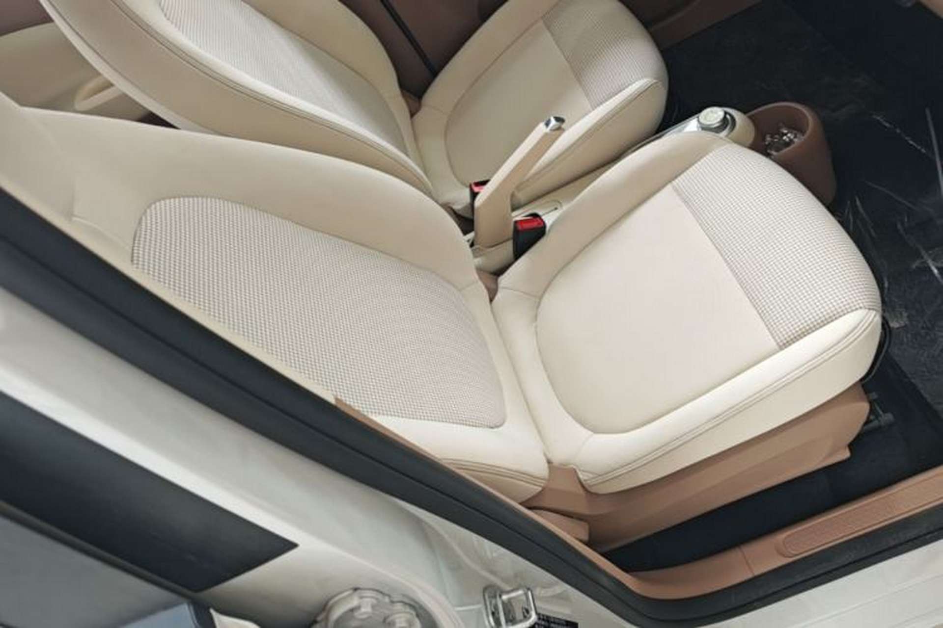 Used Wuling Hongguang MINIEV 2025 Four-Door Version Advanced Edition Right Front Seat