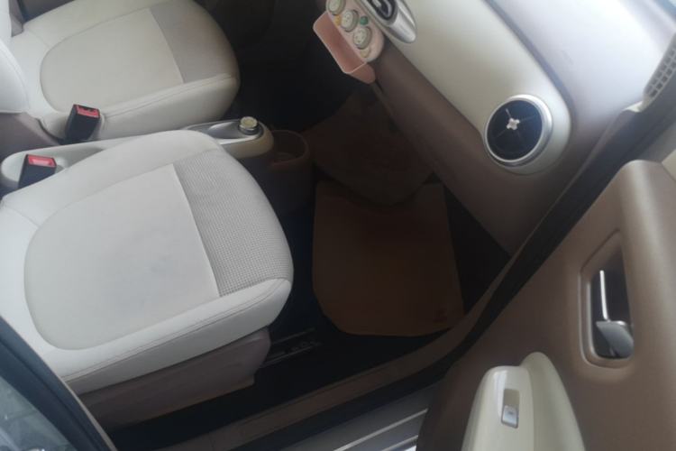 Used Wuling Hongguang MINIEV 2025 Four-Door Version Zhenxiang+ Edition Right Front Seat