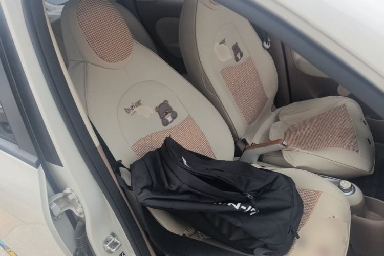 Used Wuling Hongguang MINIEV 2025 Four-Door Version Advanced Edition Right Front Seat