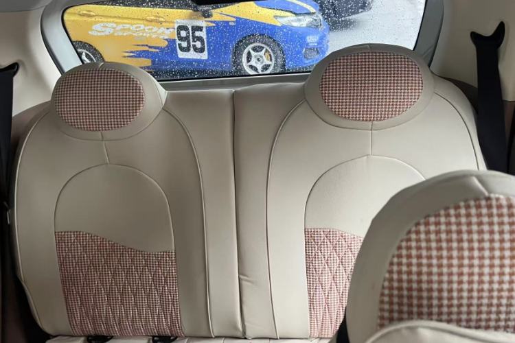 Used Wuling Hongguang MINIEV 2025 Four-Door Version Advanced Edition Right Front Seat