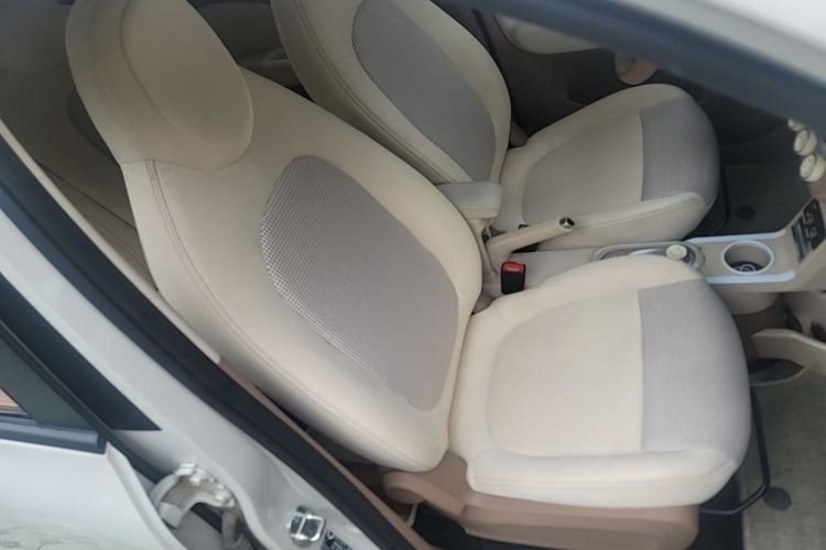 Used Wuling Hongguang MINIEV 2025 Four-Door Version Advanced Edition Right Front Seat