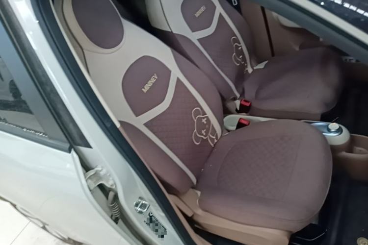 Used Wuling Hongguang MINIEV 2025 Four-Door Version Zhenxiang+ Edition Right Front Seat