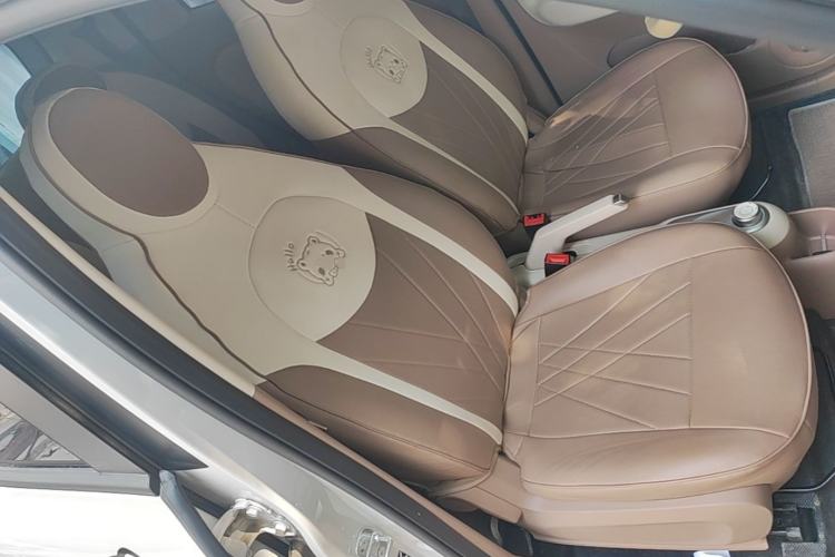 Used Wuling Hongguang MINIEV 2025 Four-Door Version Advanced Edition Right Front Seat
