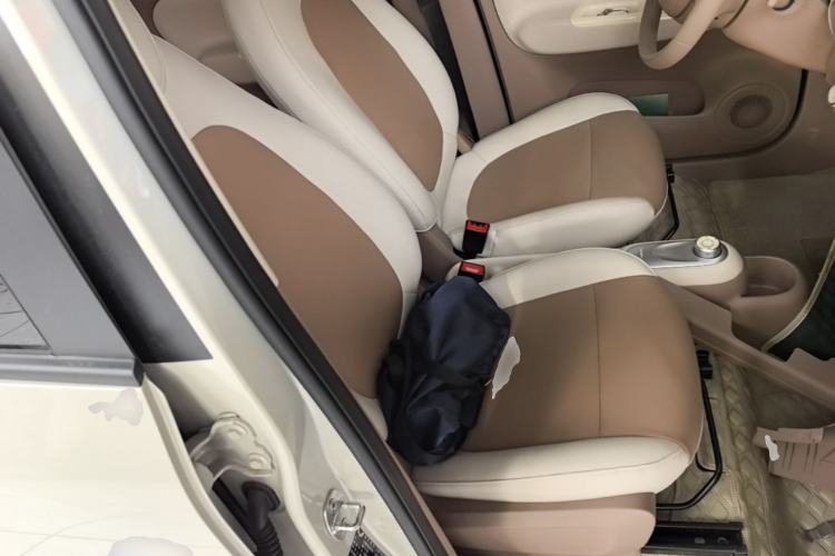 Used Wuling Hongguang MINIEV 2025 Four-Door Version Zhenxiang+ Edition Right Front Seat