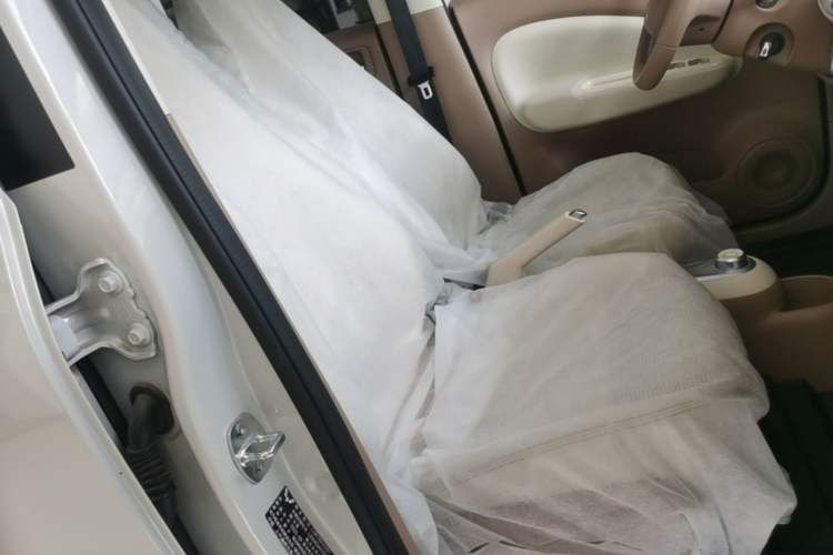 Used Wuling Hongguang MINIEV 2025 Four-Door Version Advanced Edition Right Front Seat
