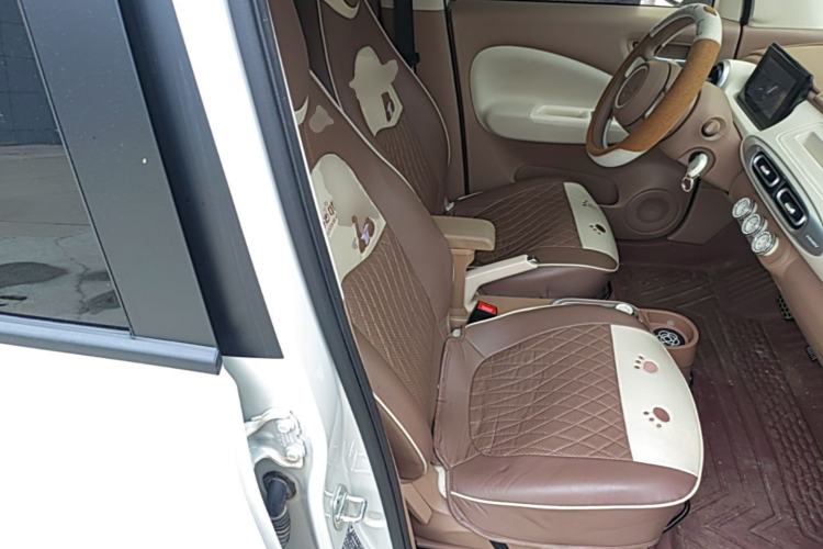 Used Wuling Hongguang MINIEV 2025 Four-Door Version Advanced Edition Right Front Seat