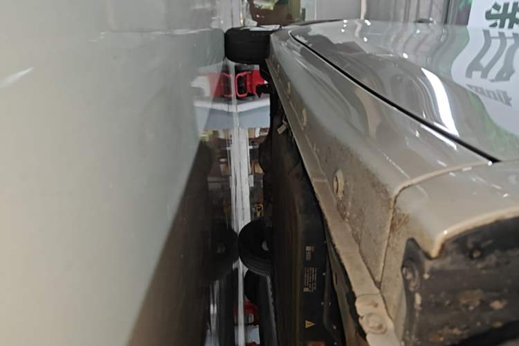 Used Wuling Hongguang MINIEV 2025 Four-Door Version Zhenxiang+ Edition Right Side Sill