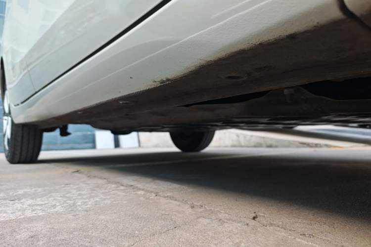 Used Wuling Hongguang MINIEV 2025 Four-Door Version Advanced Edition Right Side Sill