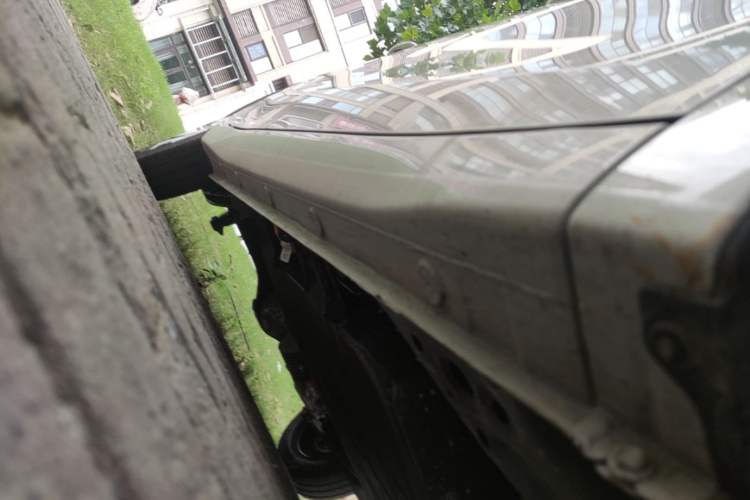 Used Wuling Hongguang MINIEV 2025 Four-Door Version Advanced Edition Right Side Sill