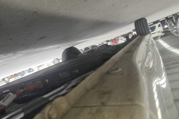 Used Wuling Hongguang MINIEV 2025 Four-Door Version Zhenxiang+ Edition Right Side Sill