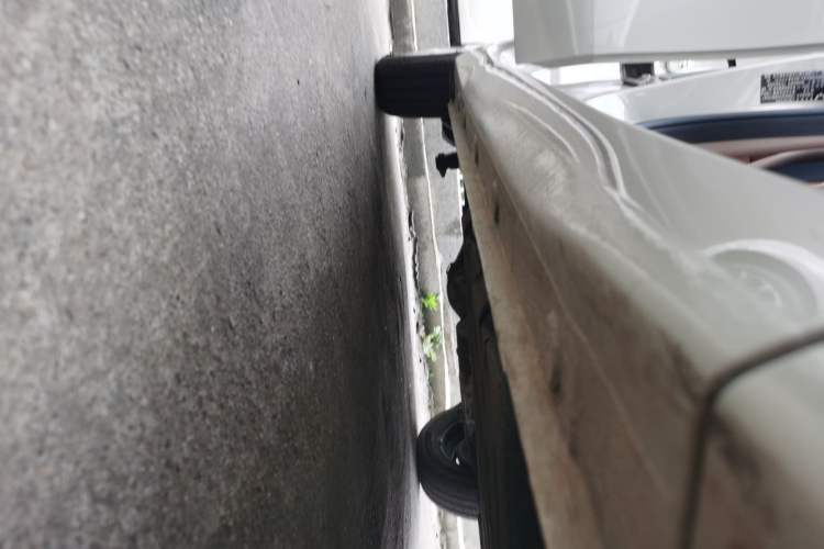 Used Wuling Hongguang MINIEV 2025 Four-Door Version Advanced Edition Right Side Sill