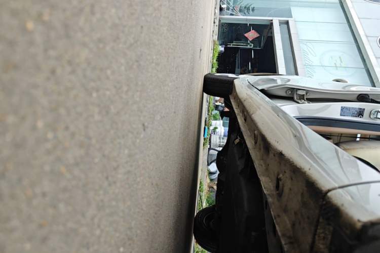 Used Wuling Hongguang MINIEV 2025 Four-Door Version Advanced Edition Right Side Sill
