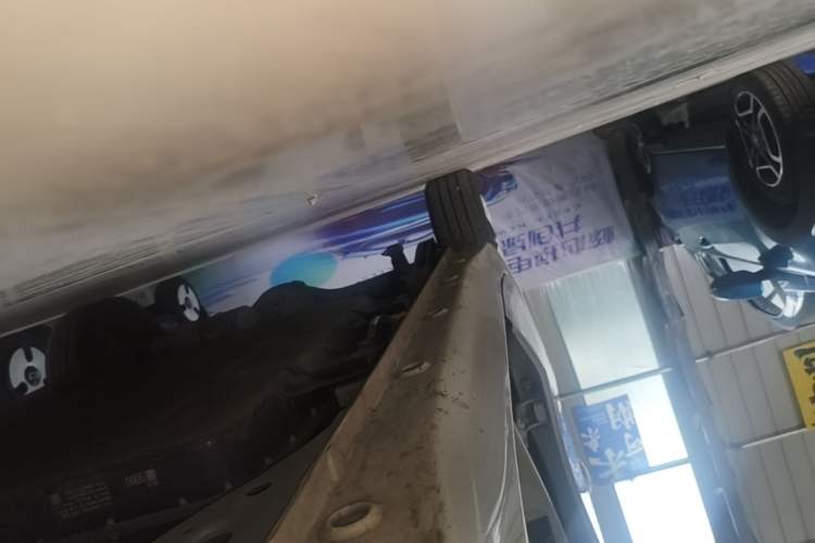 Used Wuling Hongguang MINIEV 2025 Four-Door Version Advanced Edition Right Side Sill